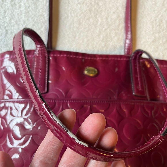 Coach Patent Leather Medium-Sized Tote Bag, Cranberry dark pink color - Picture 4 of 16